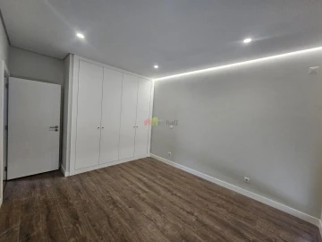 Moradia T5 para Venda em Azeitão (São Lourenço e São Simão)