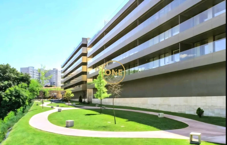 Apartamento T4 para Venda em Santa Marinha e São Pedro da Afurada Foto 8