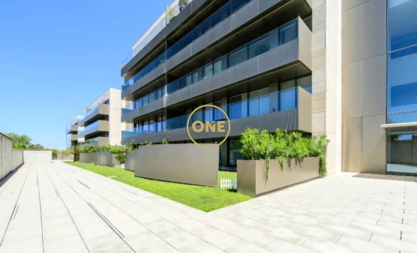 Apartamento T4 para Venda em Santa Marinha e São Pedro da Afurada Foto 7