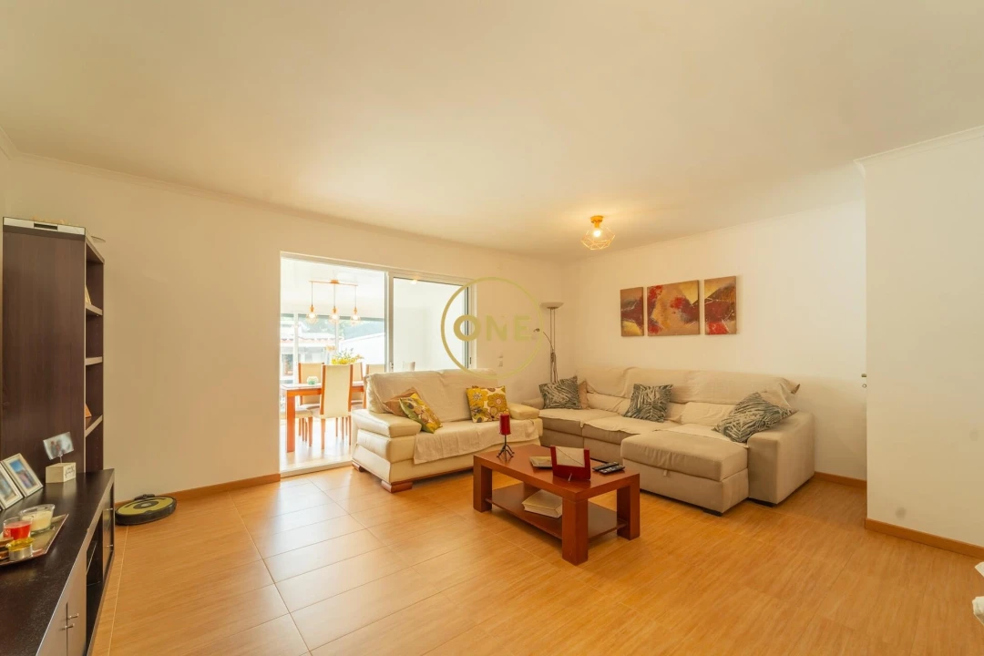 Moradia T3 para Venda em Ponta Delgada (São José) Foto 13