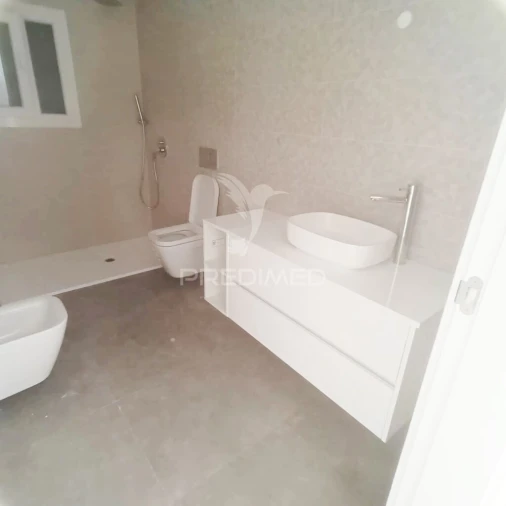 Moradia T4 para Venda em Fernao Ferro Foto 12