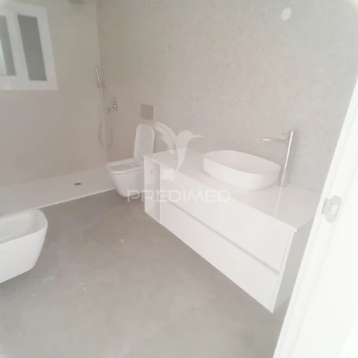 Moradia T4 para Venda em Fernao Ferro Foto 15