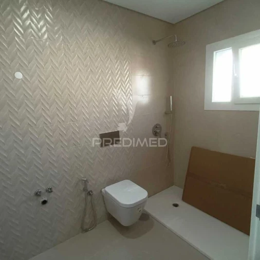 Moradia T4 para Venda em Fernao Ferro Foto 19