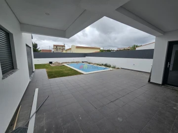 Moradia T5 para Venda em Azeitão (São Lourenço e São Simão)