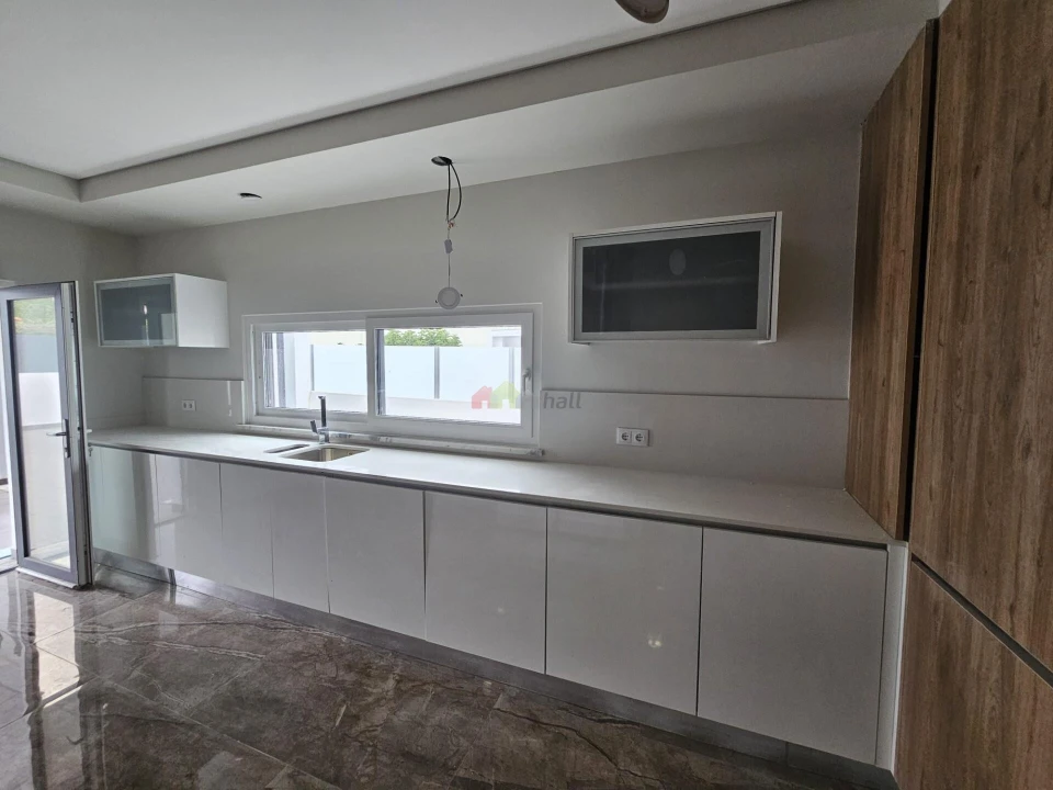 Moradia T5 para Venda em Azeitão (São Lourenço e São Simão) Foto 18