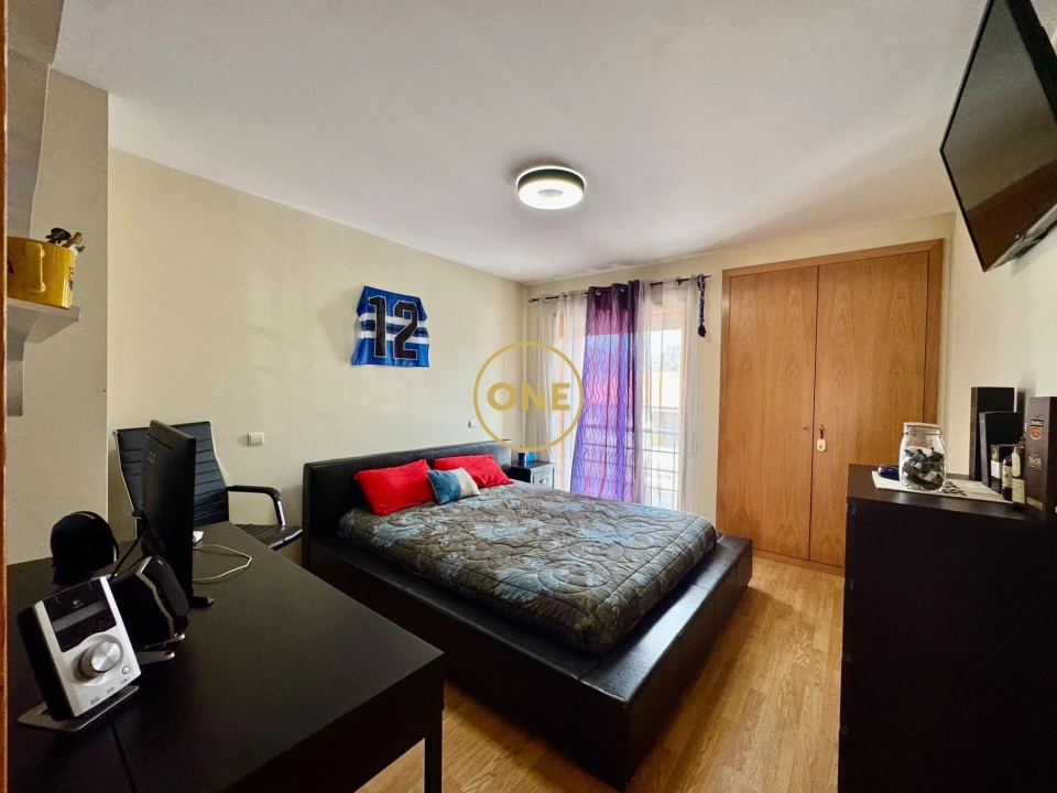 Moradia T3 para Venda em Castêlo da Maia Foto 13