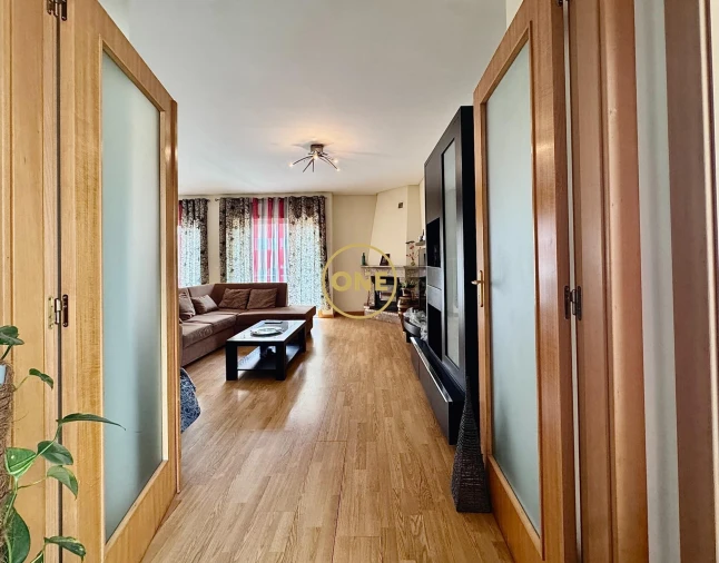 Moradia T3 para Venda em Castêlo da Maia Foto 28