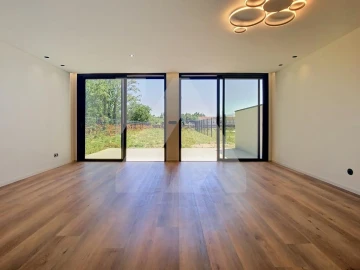 Moradia T4 para Venda em Ovar, São João, Arada e São Vicente de Pereira Jusã