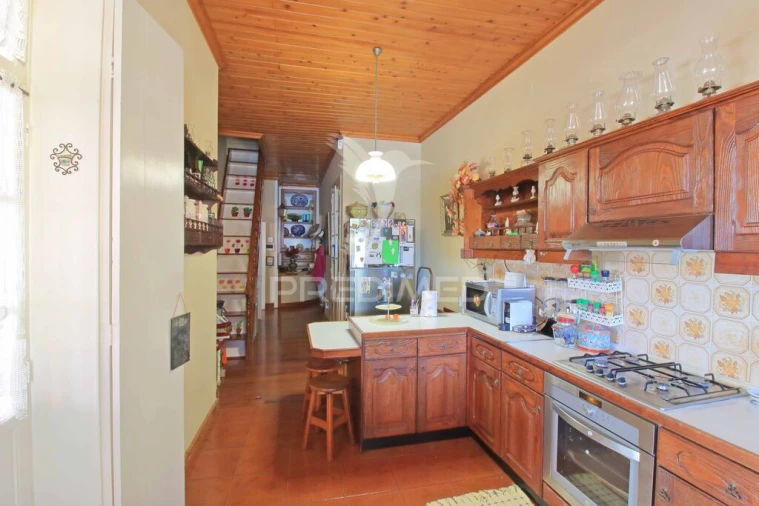 Moradia T4 para Venda em Angra (São Pedro) Foto 11