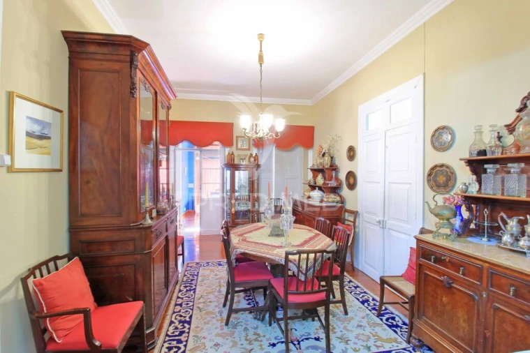 Moradia T4 para Venda em Angra (São Pedro) Foto 18