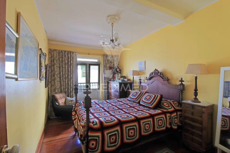 Moradia T4 para Venda em Angra (São Pedro) Foto 13