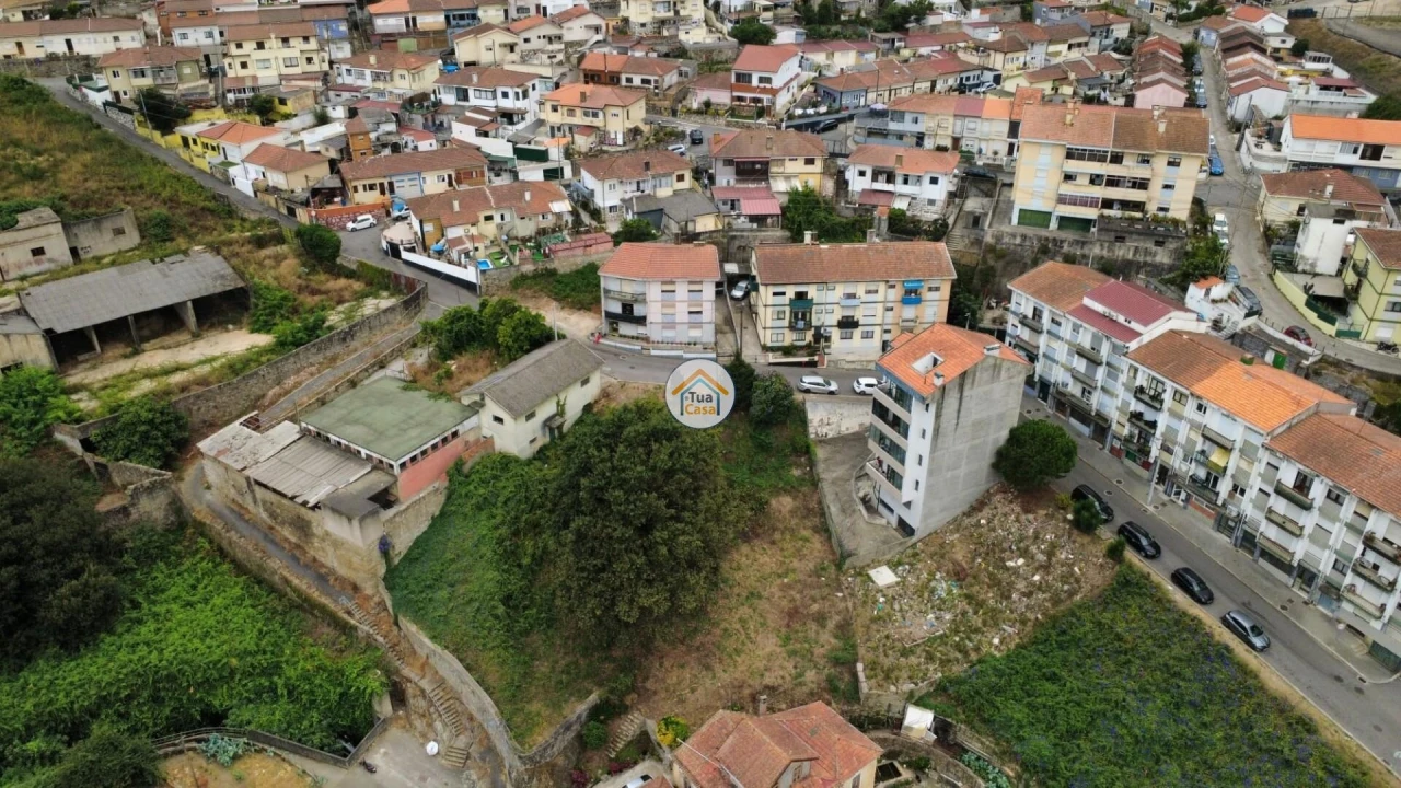 Terreno para Venda em Oliveira do Douro Foto 9
