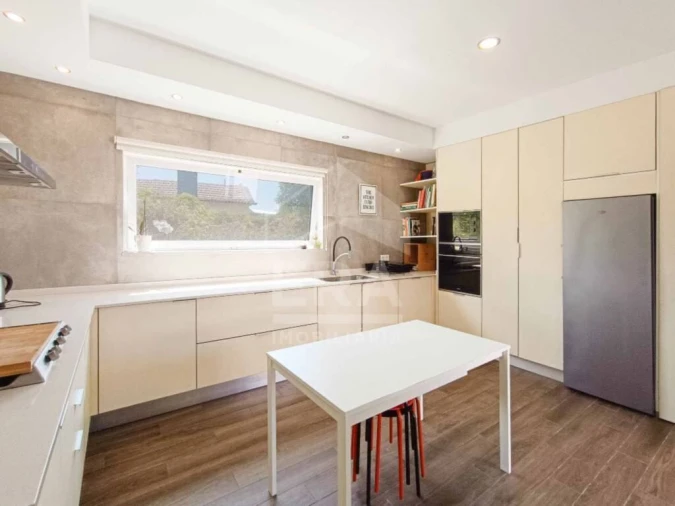 Moradia T5 para Venda em Eixo e Eirol Foto 7