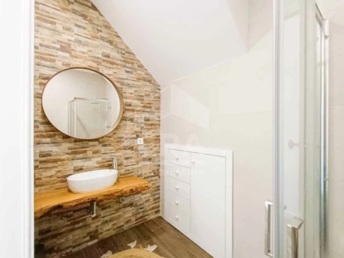 Moradia T5 para Venda em Eixo e Eirol Foto 13