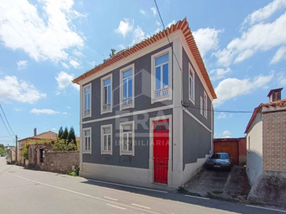 Moradia T5 para Venda em Eixo e Eirol Foto 2