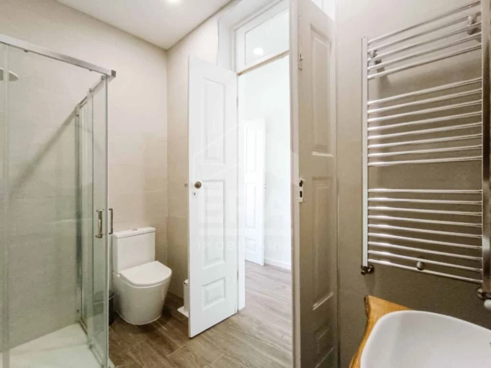 Moradia T5 para Venda em Eixo e Eirol Foto 15