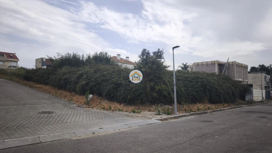 Terreno para Venda em Serzedo e Perosinho Foto 5