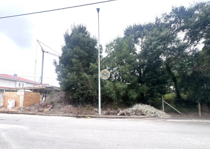 Terreno para Venda em Serzedo e Perosinho Foto 12