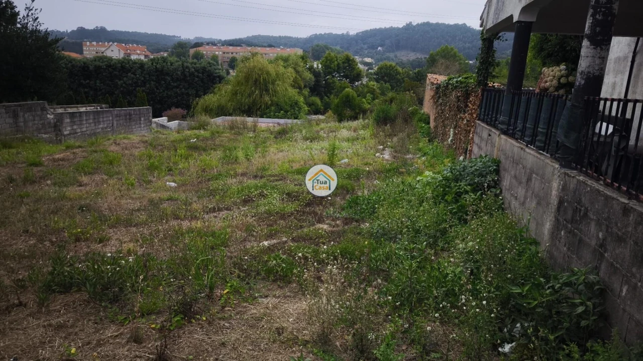 Terreno para Venda em Canelas Foto 2