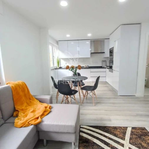 Apartamento T3 para Venda em Benfica Foto 5