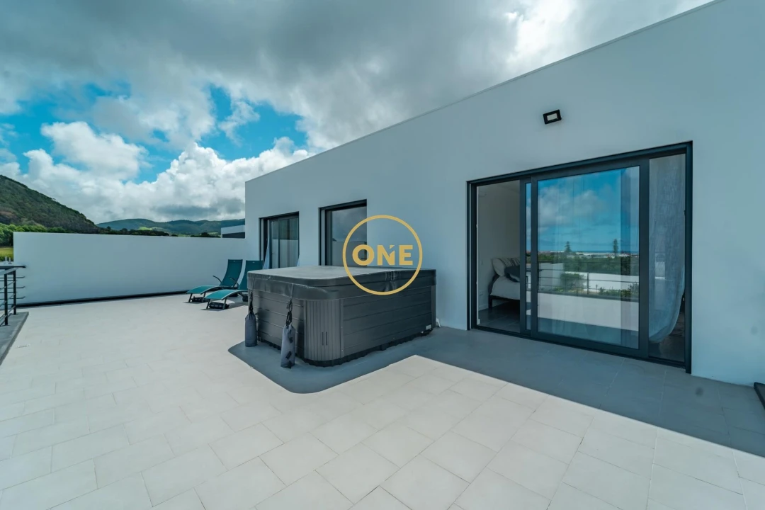 Moradia T2 para Venda em Ribeira Grande (Matriz) Foto 30