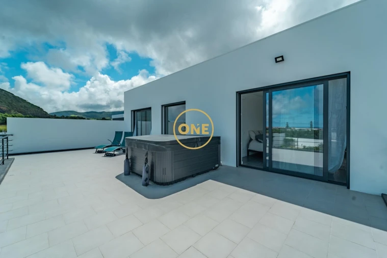 Moradia T2 para Venda em Ribeira Grande (Matriz) Foto 30