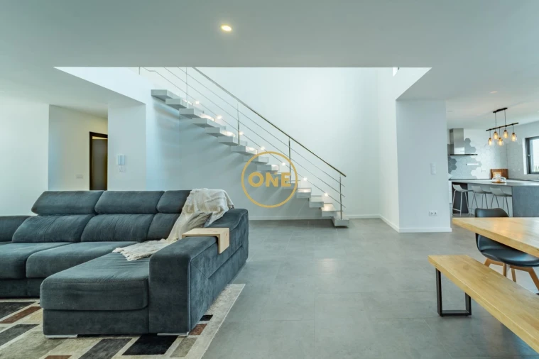 Moradia T2 para Venda em Ribeira Grande (Matriz) Foto 8