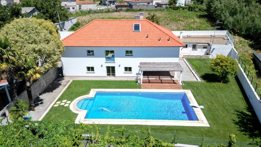 Moradia T5 para Venda em Aboim, Felgueiras, Gontim e Pedraído Foto 1