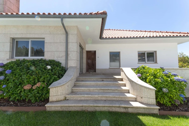 Moradia T5 para Venda em Aboim, Felgueiras, Gontim e Pedraído Foto 23