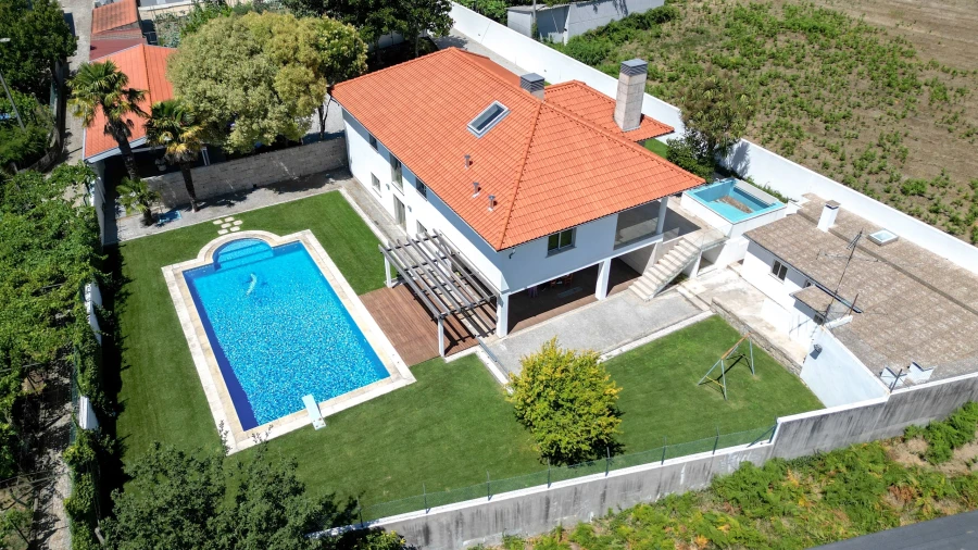 Moradia T5 para Venda em Aboim, Felgueiras, Gontim e Pedraído Foto 56