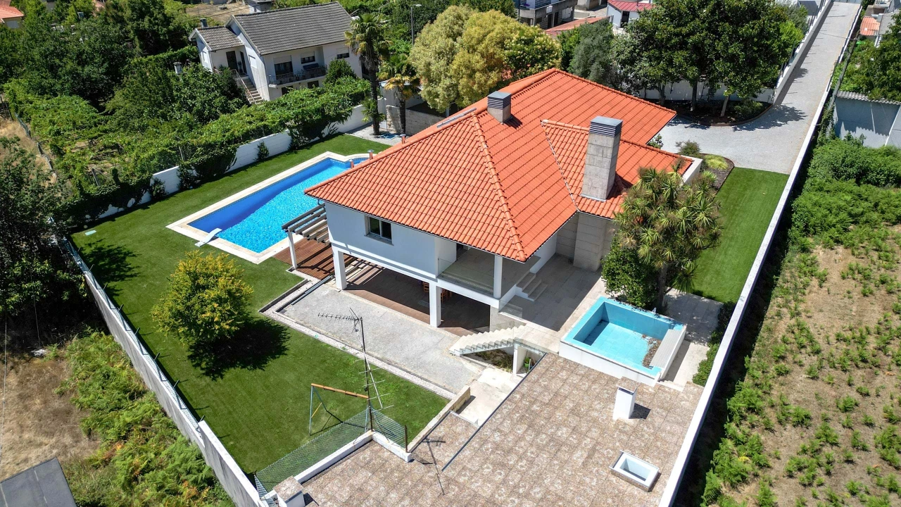 Moradia T5 para Venda em Aboim, Felgueiras, Gontim e Pedraído Foto 53