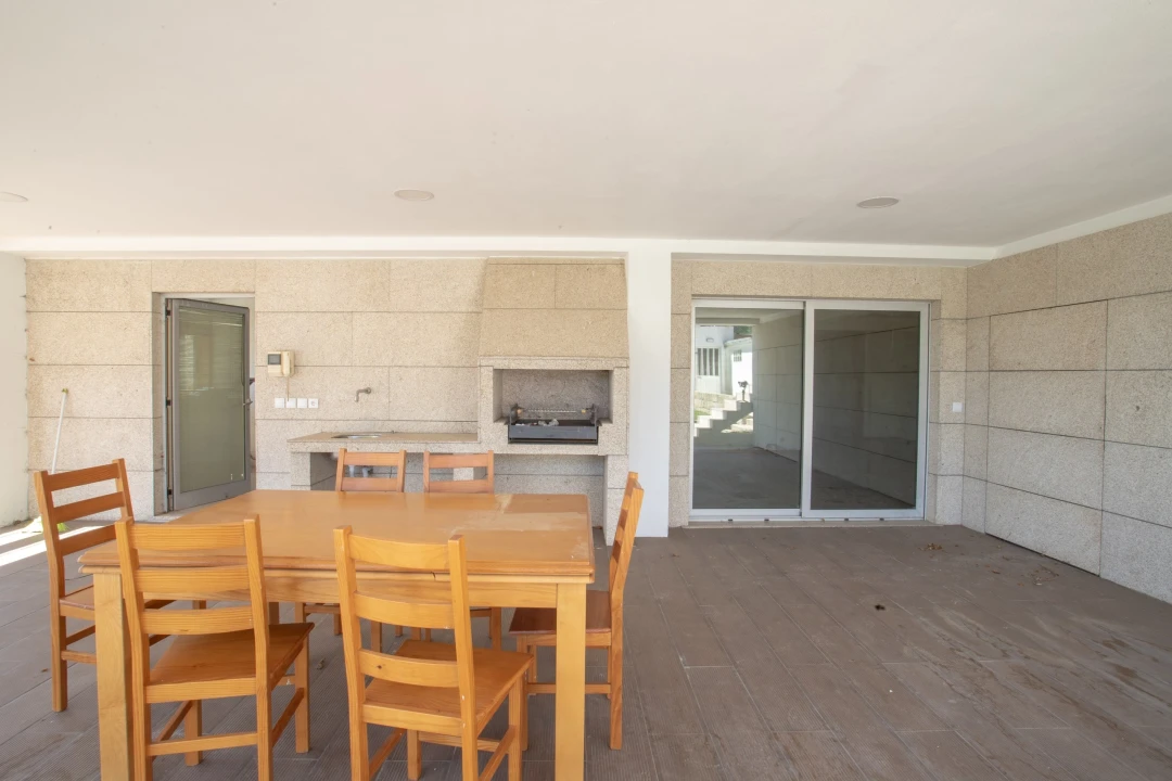 Moradia T5 para Venda em Aboim, Felgueiras, Gontim e Pedraído Foto 47