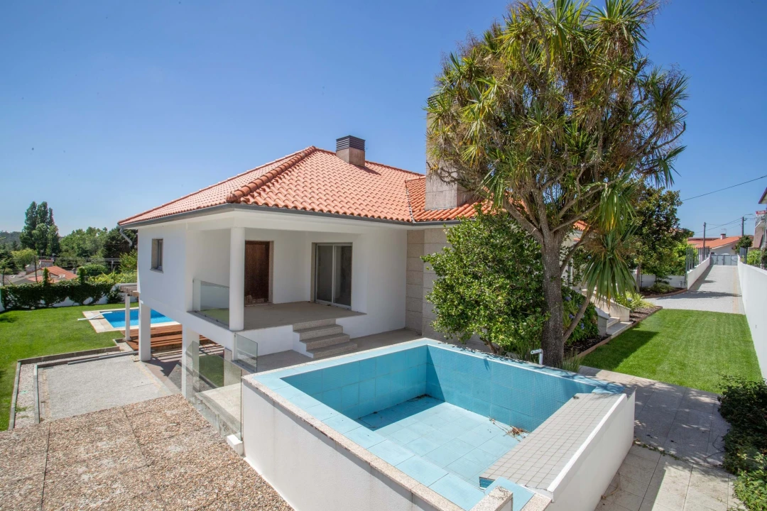 Moradia T5 para Venda em Aboim, Felgueiras, Gontim e Pedraído Foto 25