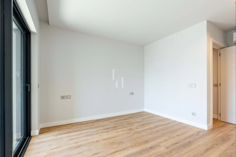 Apartamento T5 para Venda em Faro (Sé e São Pedro) Foto 23