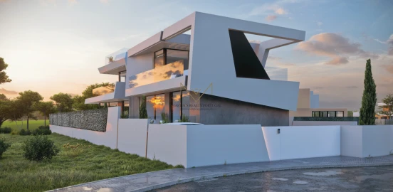 Moradia T4 para Venda em Quarteira