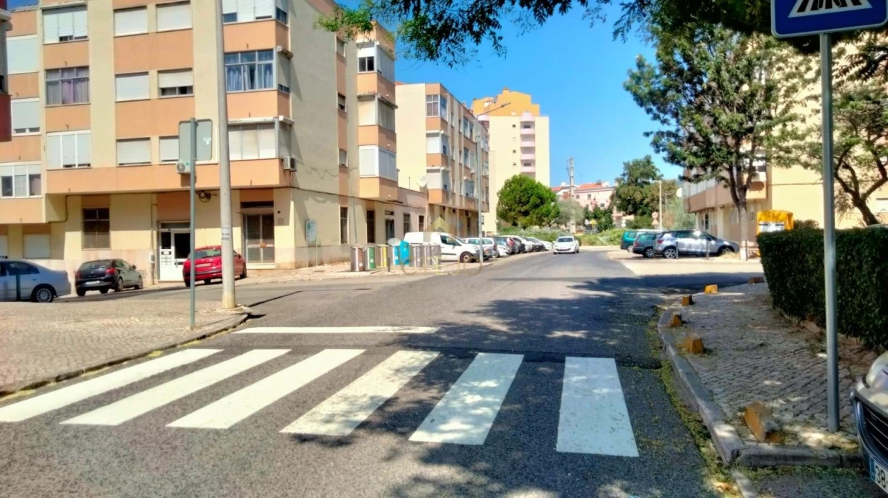Negócio para Venda em Póvoa de Santa Iria e Forte da Casa Foto 15