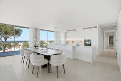Apartamento T4 para Venda em Lagoa e Carvoeiro