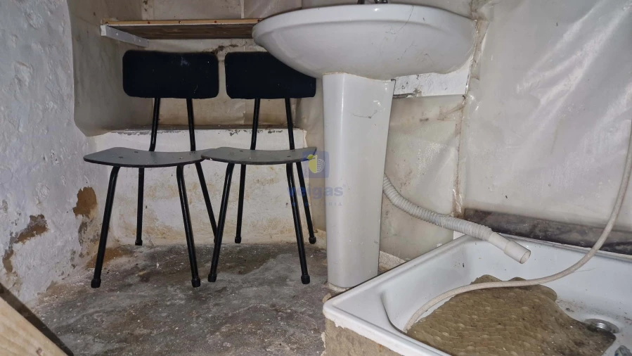 Moradia T1 para Venda em Cachopo Foto 9