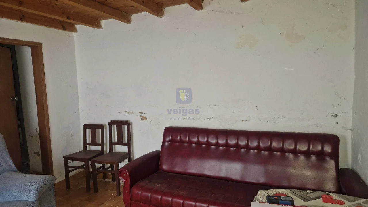 Moradia T1 para Venda em Cachopo Foto 6