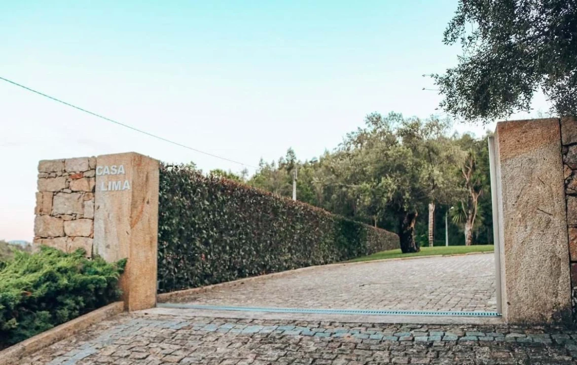 Moradia T5 para Arrendamento em Parada de Gatim Foto 31