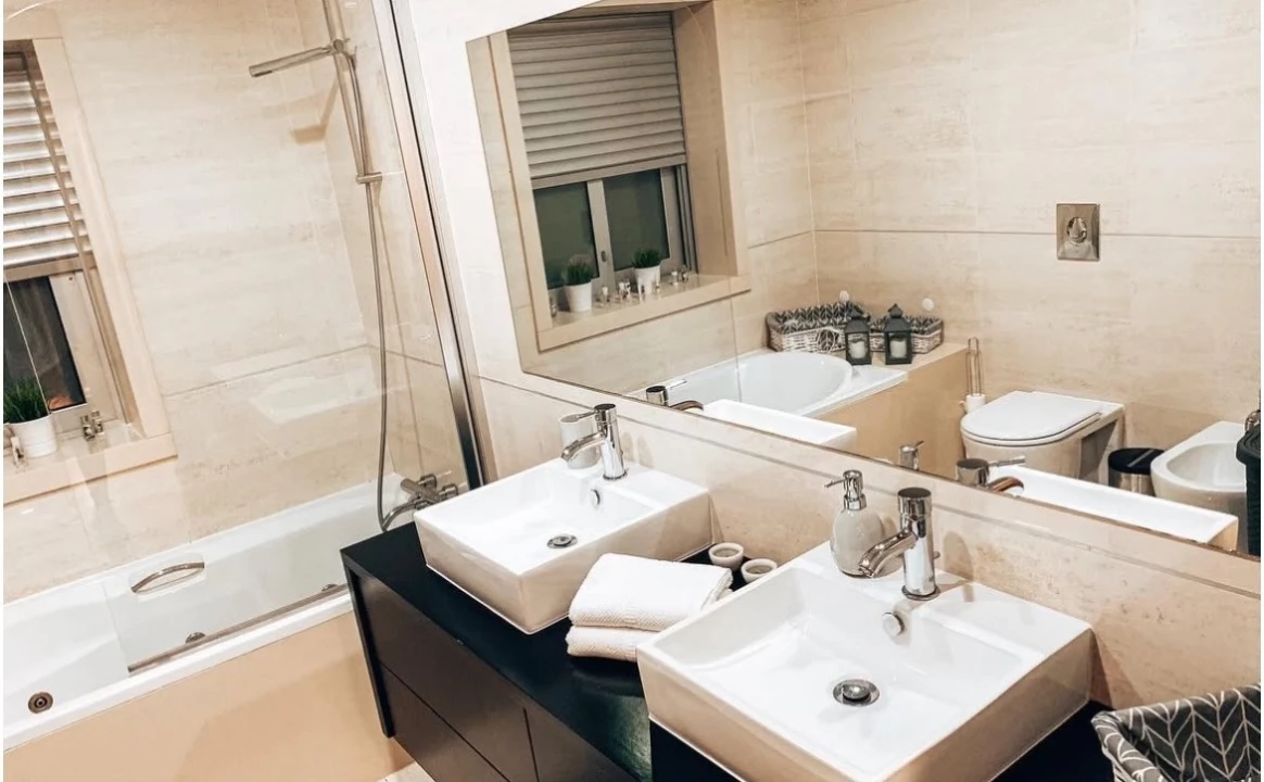 Moradia T5 para Arrendamento em Parada de Gatim Foto 23