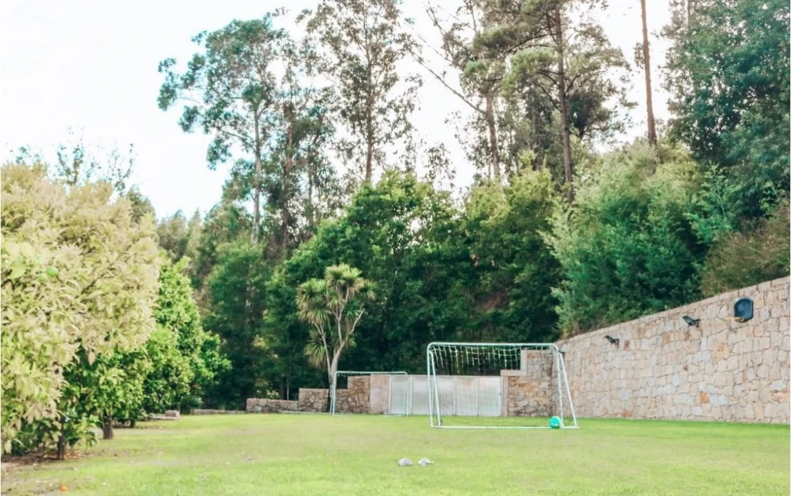 Moradia T5 para Arrendamento em Parada de Gatim Foto 9