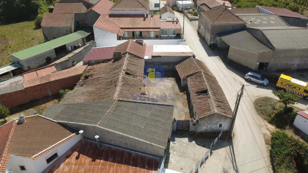 Quinta T2 para Venda em Usseira Foto 9