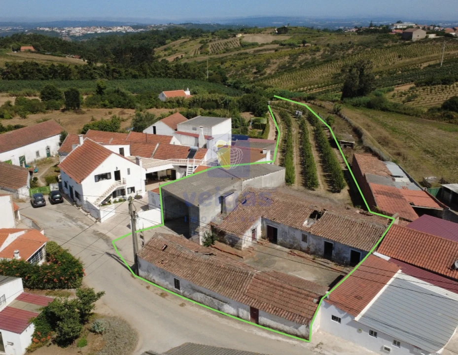 Quinta T2 para Venda em Usseira Foto 4