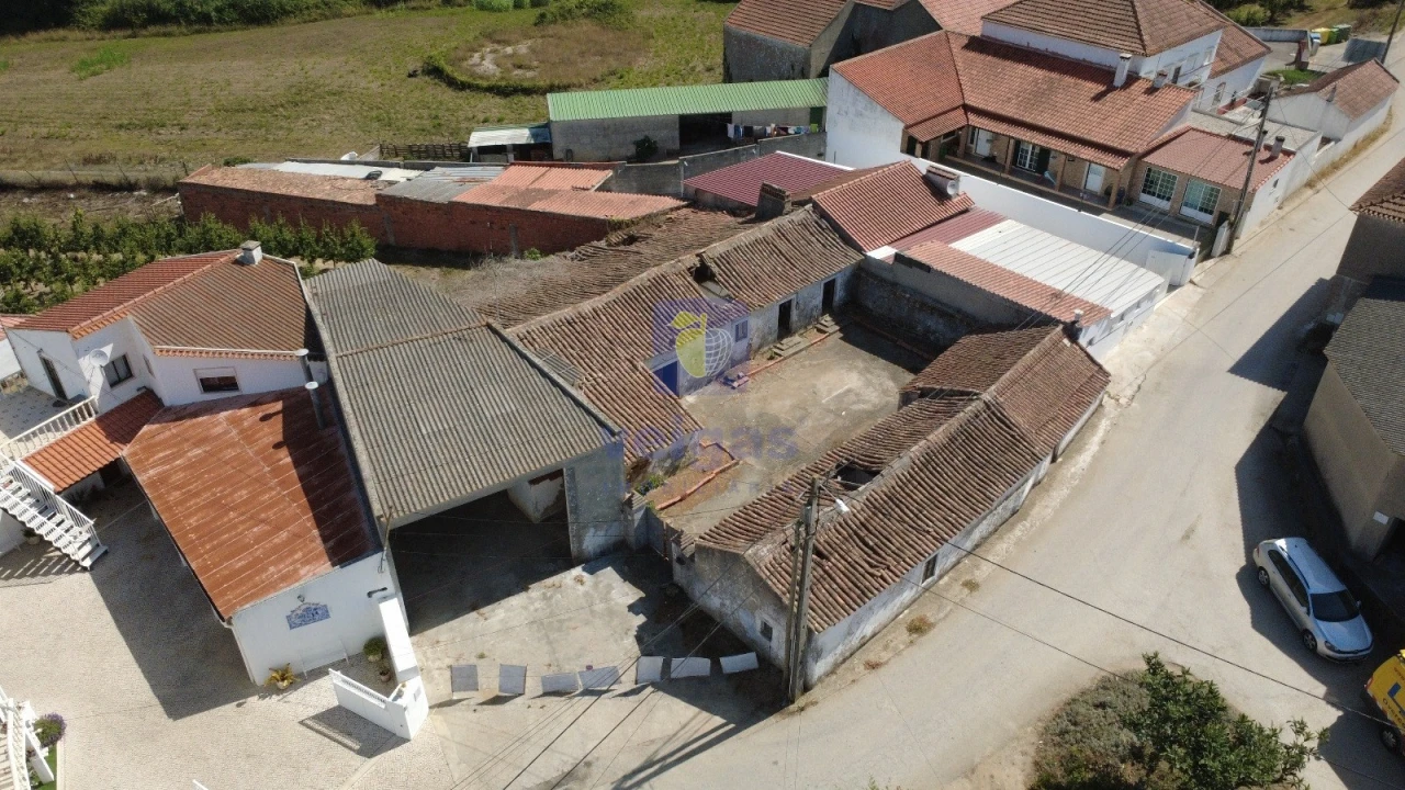 Quinta T2 para Venda em Usseira Foto 26