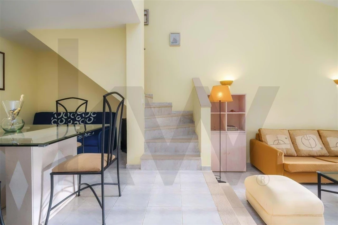 Moradia T1 para Venda em Albufeira e Olhos de Água Foto 19