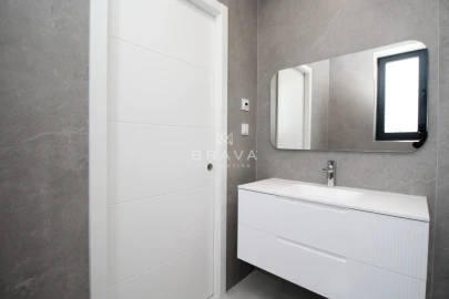 Moradia T4 para Venda em Albufeira e Olhos de Água