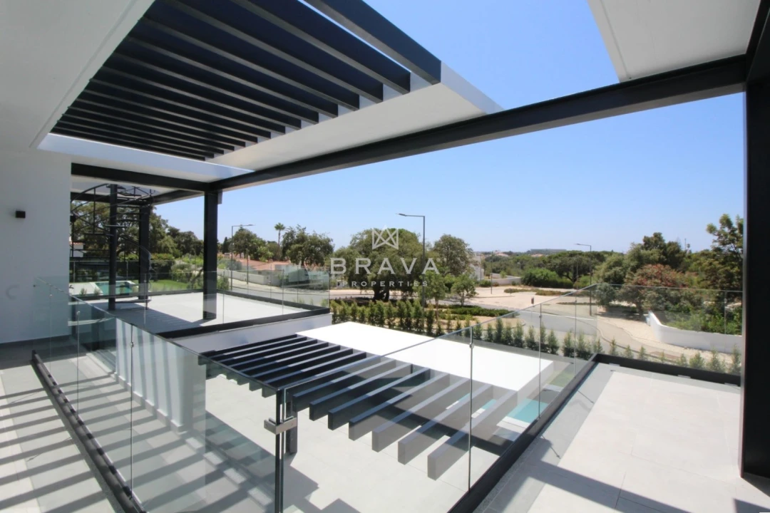 Moradia T4 para Venda em Albufeira e Olhos de Água Foto 37