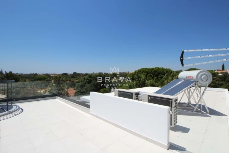 Moradia T4 para Venda em Albufeira e Olhos de Água Foto 58