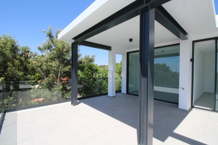 Moradia T4 para Venda em Albufeira e Olhos de Água Foto 46
